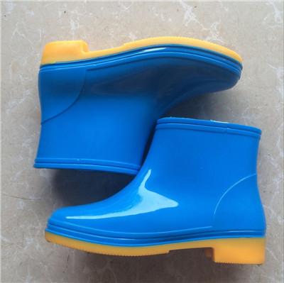 PVC水鞋